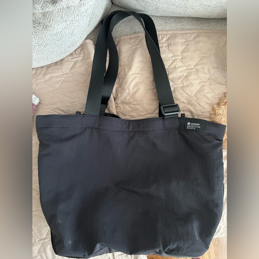 Lululemon Shoulder Bag